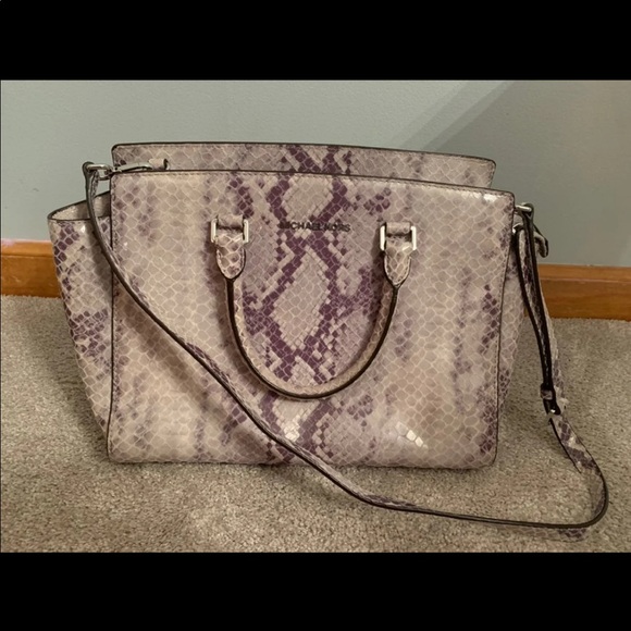 Michael Kors snakeskin bag with strap - Picture 4 of 4